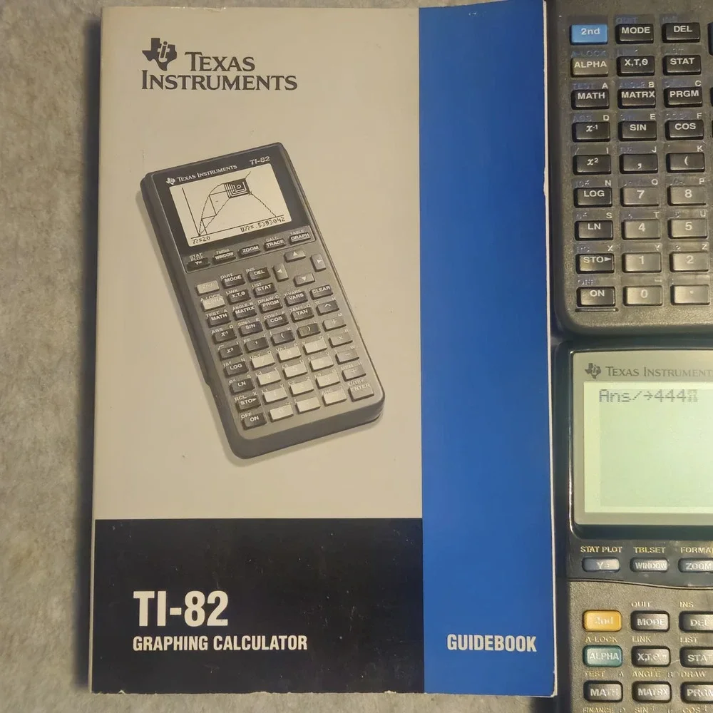 TEXAS INSTRUMENTS TI 82 TI 83 Graphing Calculators‎ Lot Manuals Tested Works